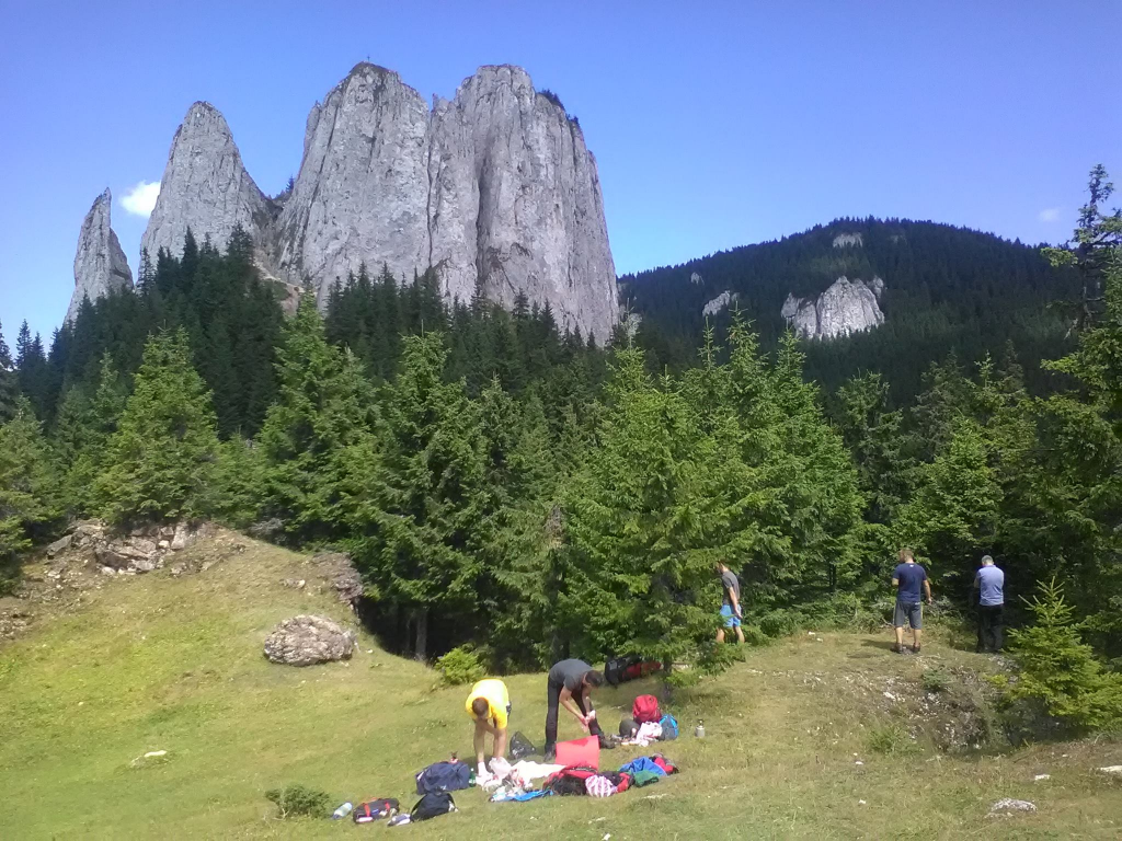 Off Camping Piatra Singuratica