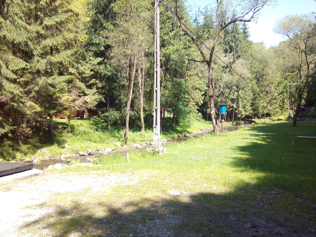 Campare Valea Bratcutei