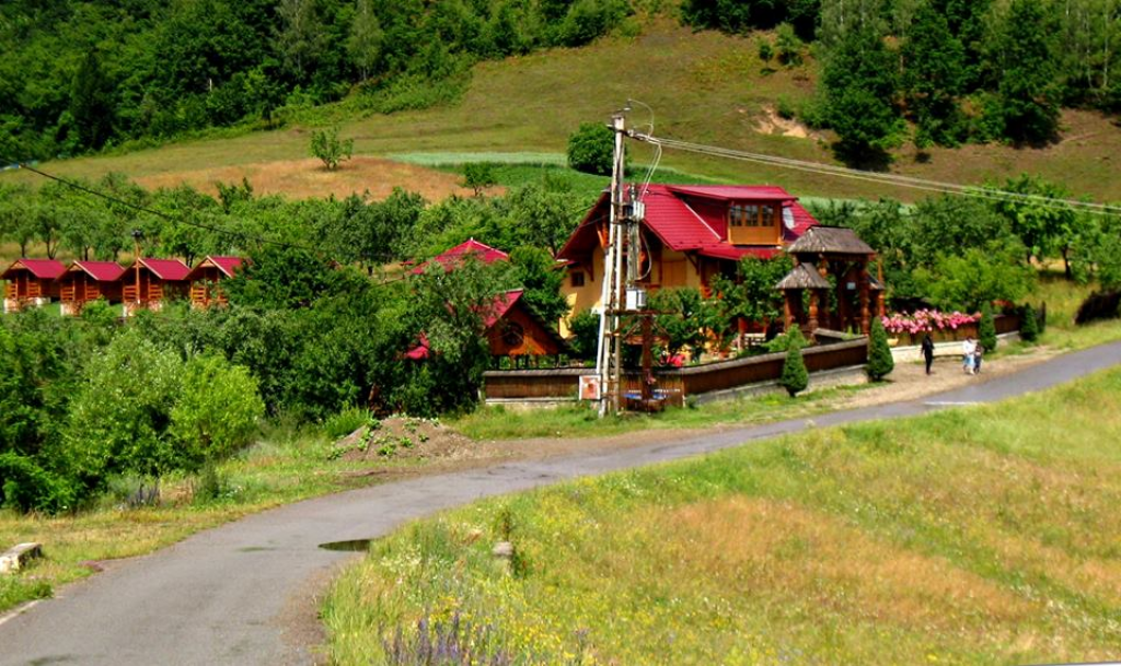 Camping Bradova - Bârsana