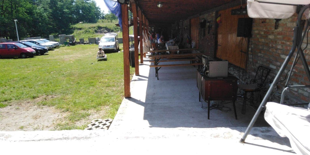 Camping La Cetate Deva 