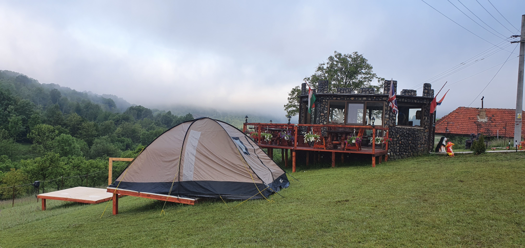 Camping Merisor Banita