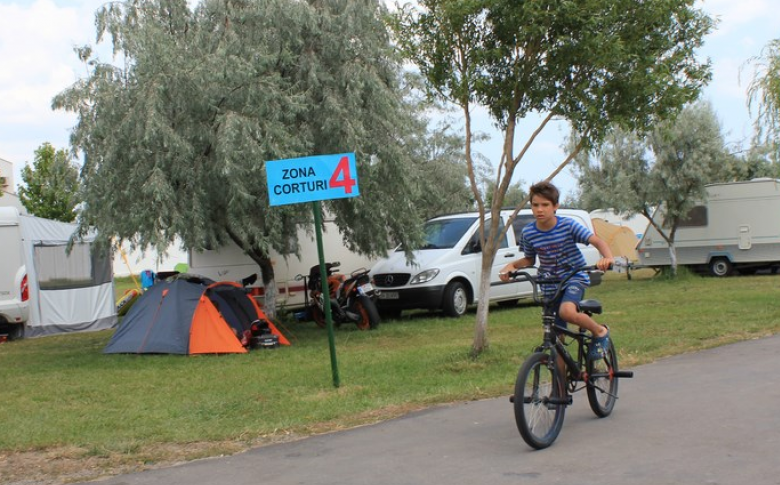 Camping S Mamaia