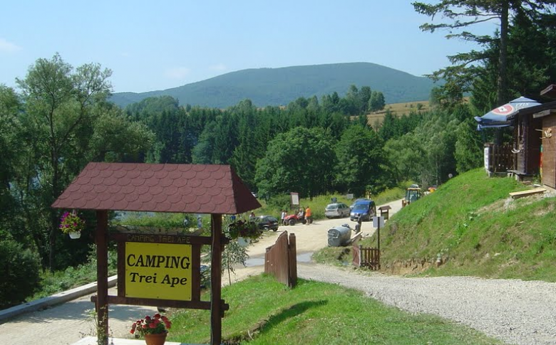 Camping Trei Ape