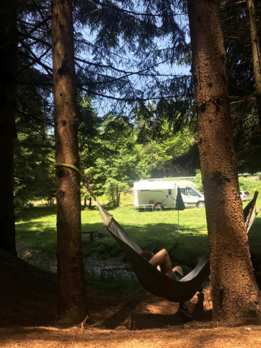 GĂRÂNA CAMPING