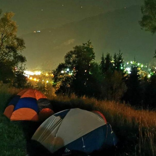 Hay Huy Camp Bușteni