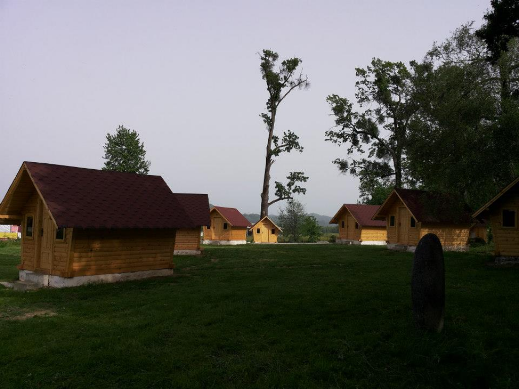 Camping Popasul Trei Stejari