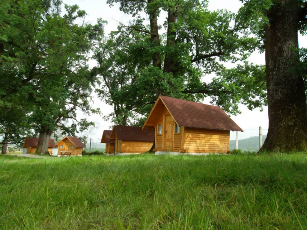 Camping Popasul Trei Stejari